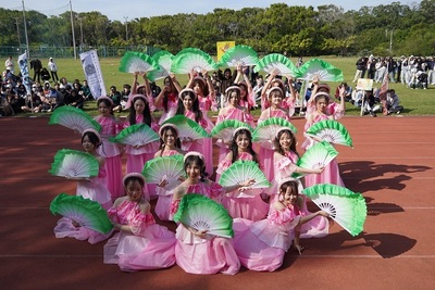 中華大學「114學年度運動會」國際專修班以越南傳統舞蹈優雅登場圖片