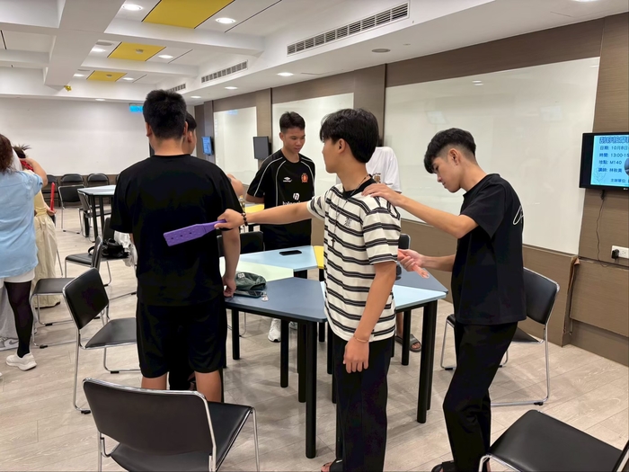 學生互動~幫同學互拍圖片