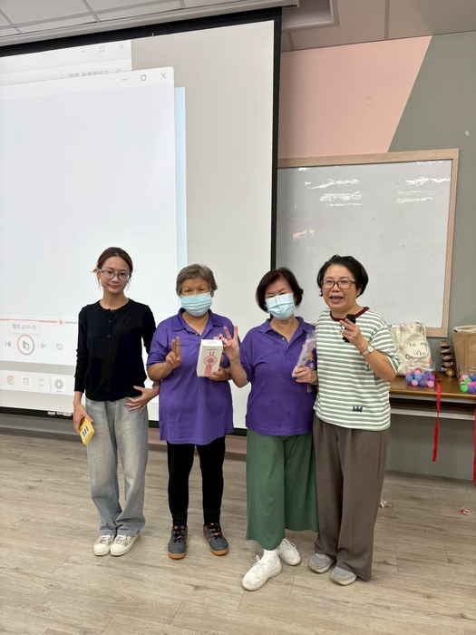 與媽媽合照圖片