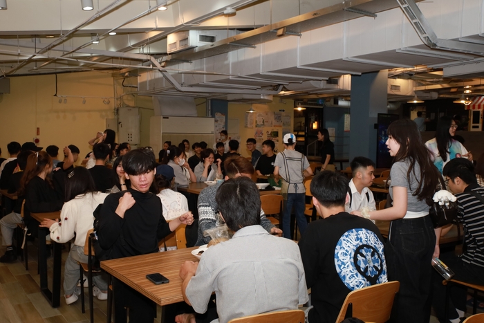 活動現場互動熱絡，充滿節慶氛圍圖片